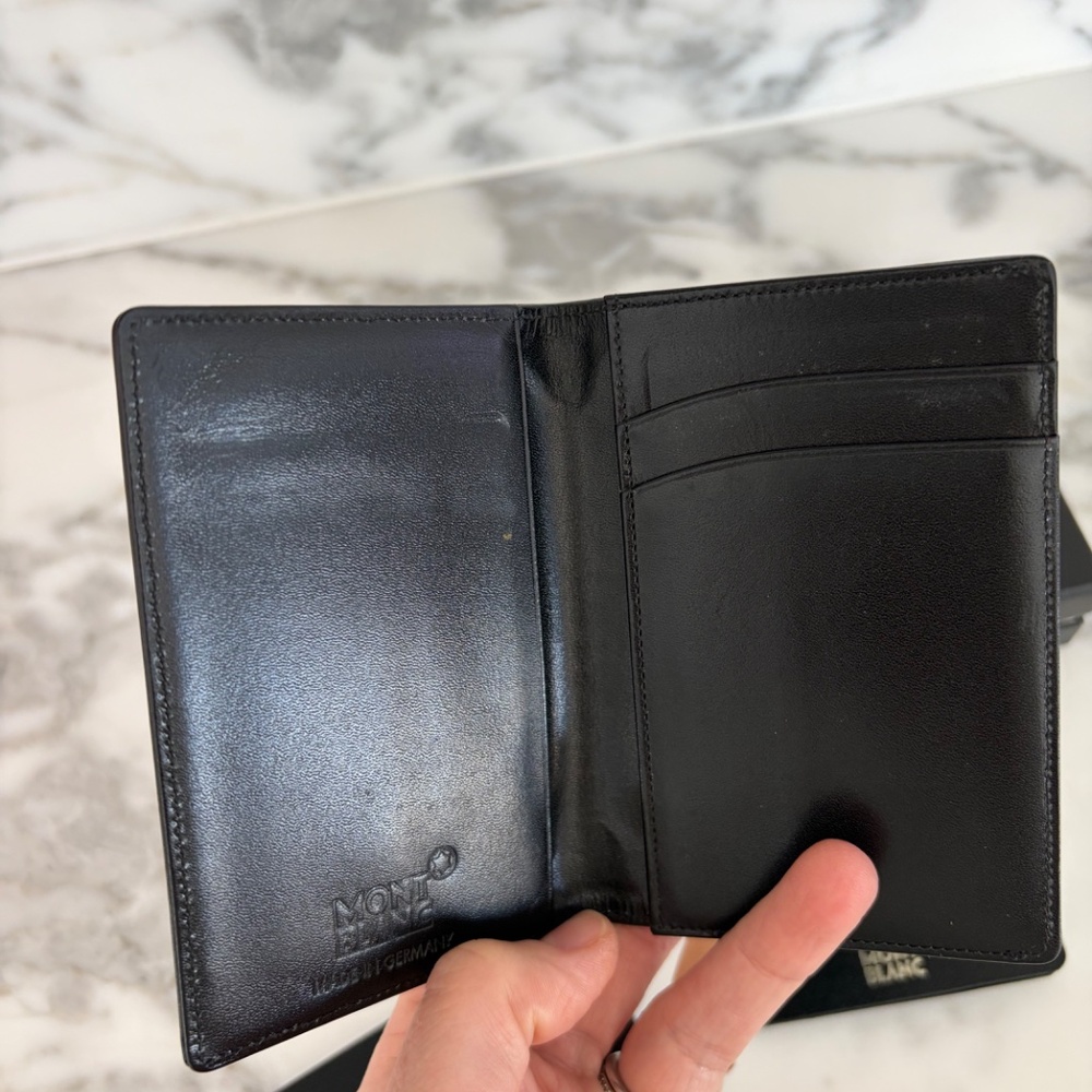 MontBlanc Meisterstuck Card Holder - Picture 13 of 16